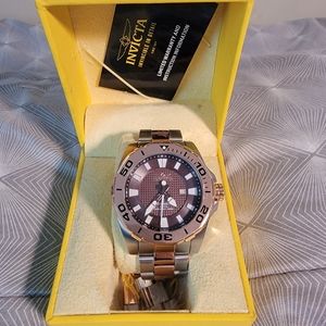 Invicta 55mm mens watch